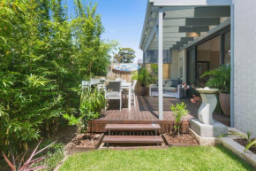 Avenue Escape - Contemporary Living at Corrimal